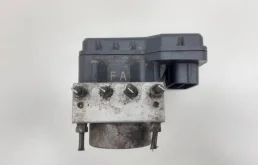 Блок ABS (насос) Toyota Corolla E150 2006-2013