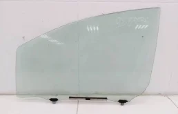 Стекло двери передней правой Toyota Yaris (P90) 2005-2011