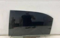 Стекло двери задней левой Toyota Corolla E120 2001-2007