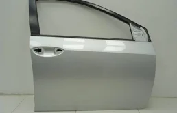 Дверь передняя правая Toyota Corolla E180 2013>