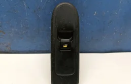 Кнопка стеклоподъемника Peugeot 308 2007-2015 649029, передняя правая