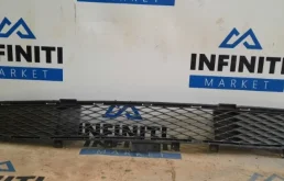 Решетка переднего бампера для Infiniti Q 2021 года на фотографиях