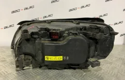 Фары для Volvo XC70 2010 года на фотографиях