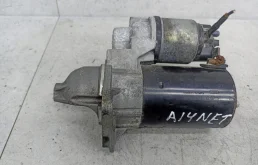 Стартер Opel Astra J 2010 55578921