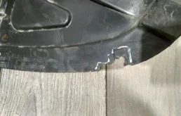 Подкрылок передний правый для Skoda Rapid на фотографиях