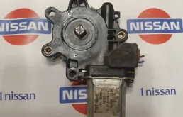 Мотор стеклоподъемника передний левый для Nissan Almera Classic на фотографиях