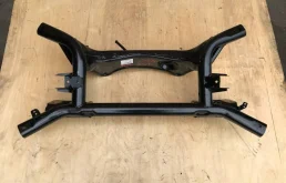 Задняя балка для Mitsubishi ASX 2010 года на фотографиях