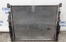 Радиатор охлаждения ДВС для Mercedes-Benz GL class 2010 года на фотографиях