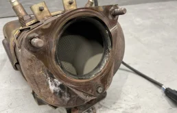 Катализатор для Volvo XC90 2018 года на фотографиях