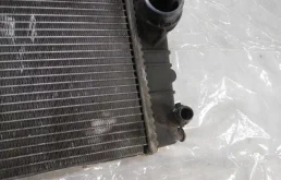 Радиатор охлаждения ДВС для BMW 3er 2018 года на фотографиях