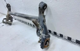 Задняя балка для Hyundai Solaris 2022 года на фотографиях