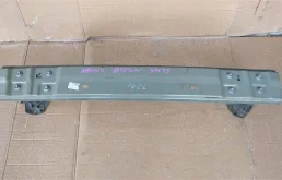 Усилитель переднего бампера для Toyota Corolla 2012 года на фотографиях