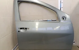 Дверь передняя правая Duster 2012>