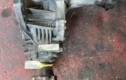 Раздаточная коробка Chevrolet 24263577 .