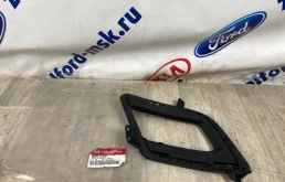 Накладка противотуманную фару KIA CEED 2011г