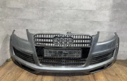 бампер передний Audi Q7 4L   белый
