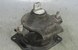 Опора двигателя задняя левая верхняя для Honda Accord 2006 года на фотографиях