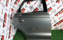 Дверь Audi Q3 8U0833052B 8U, задняя правая