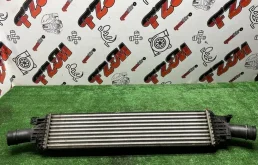 Интеркулер Audi A4 8K0145805G, передний