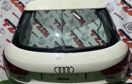 Крышка багажника Audi Q3 8U0827025 8U, задняя
