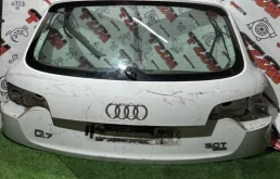 Крышка багажника Audi Q7 4L0827023B 4L, задняя