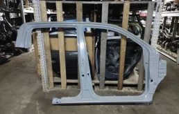 Порог со стойками правый JAC T6