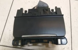 Пепельница Audi 8K0857951, передняя