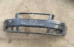 Бампер Volvo S40 39991834, передний