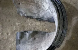 Подкрылок Volvo S60 30744864, передний правый