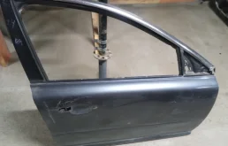 Дверь Volvo 32228891, передняя правая