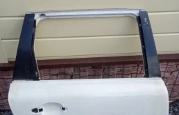 Дверь Volvo 32228897, задняя правая