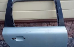 Дверь Volvo 32228897, задняя правая