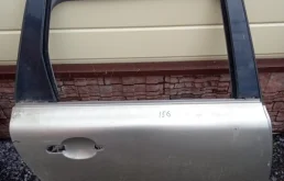 Дверь Volvo 32228897, задняя правая