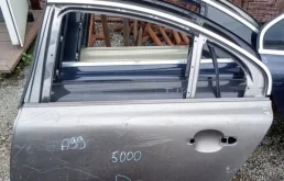 Дверь Volvo 32228892, задняя левая