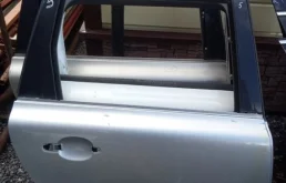 Дверь Volvo 32228897, задняя правая
