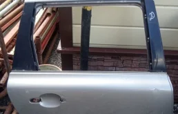 Дверь Volvo 32228897, задняя правая