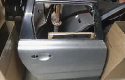 Дверь Volvo 32228897, задняя правая
