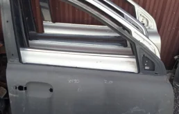 Дверь Volvo 30796497, передняя правая