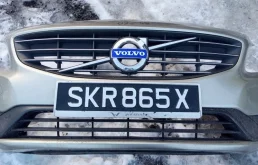 Бампер передний Volvo S60 2015 39820276 D4162T
