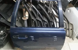 Дверь Volvo XC90 2012 31385359 D5244T18, задняя правая