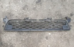 Решетка бампера Volvo XC60 2011 30763422 D5244T10