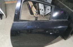 Дверь Volvo S60 32228974, задняя левая