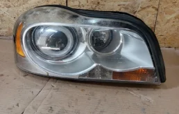 Фара ксеноновая Volvo XC90 2009 31111846 D5244T4, правая
