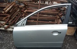 Дверь Volvo XC70 31335565, передняя левая