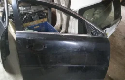 Дверь Volvo V70 32228891, передняя правая