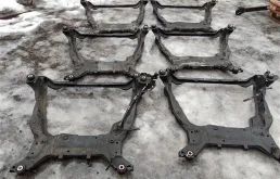 Подрамник Volvo S80 31406808 B5254T6, передний