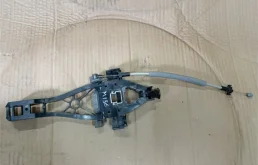 Кронштейн ручки двери Volvo XC60 2013 30784203 D5244T15
