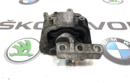 Опора двигателя Skoda Octavia 2011 1K0199262CN A5 (1Z) 2.0 CFHC, правая