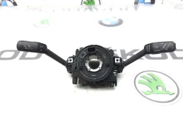 Подрулевой переключатель Skoda Octavia 2015 5Q0953549 A7 (5E) 1.2 CJZA