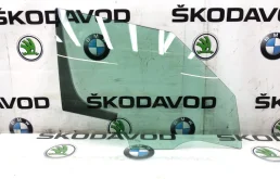 Стекло двери Skoda Yeti 2014 5L0845022E 5L 2.0 CFHC, переднее правое